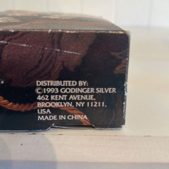 Godinger Silver Plated Napkin Rings - Picture 5 of 6